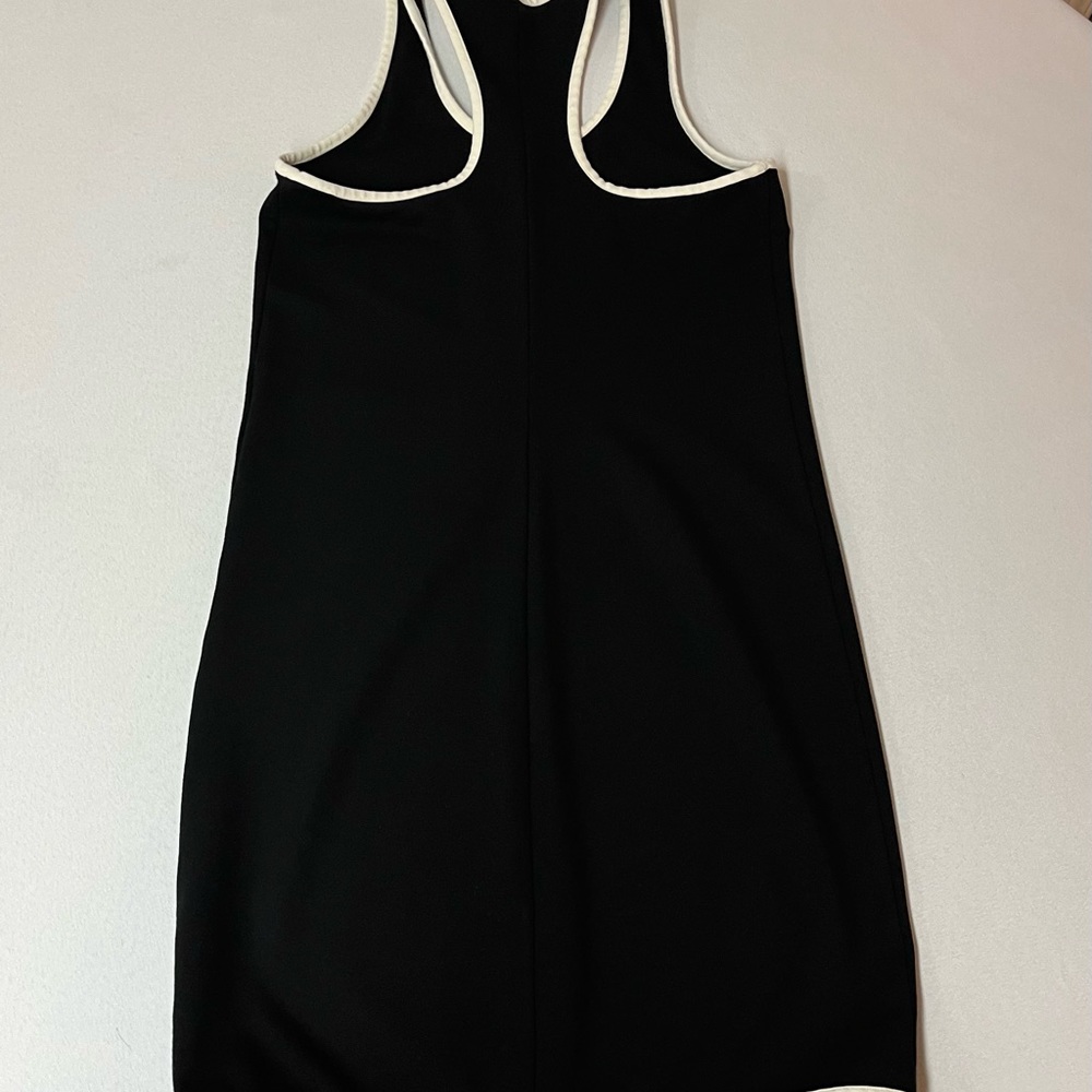 2/$20 - Halter Back Black & White Casual Summer Dress  / Resort Wear / XS - Picture 5 of 7